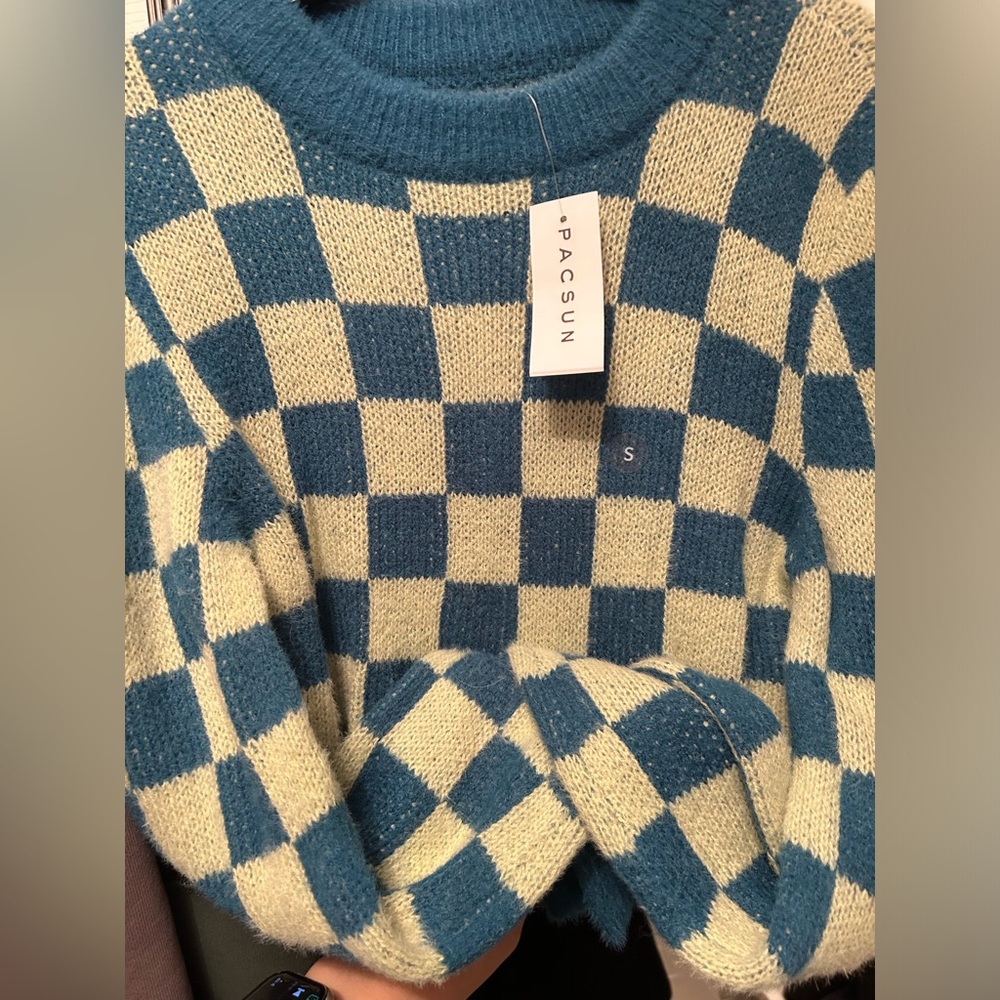 LA Hearts Cropped Sweater